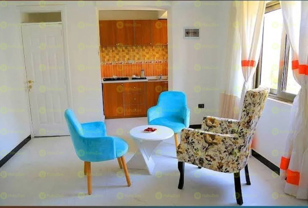 250 ካሬ የሚሸጥ G+4 ህንጻ በቦሌ