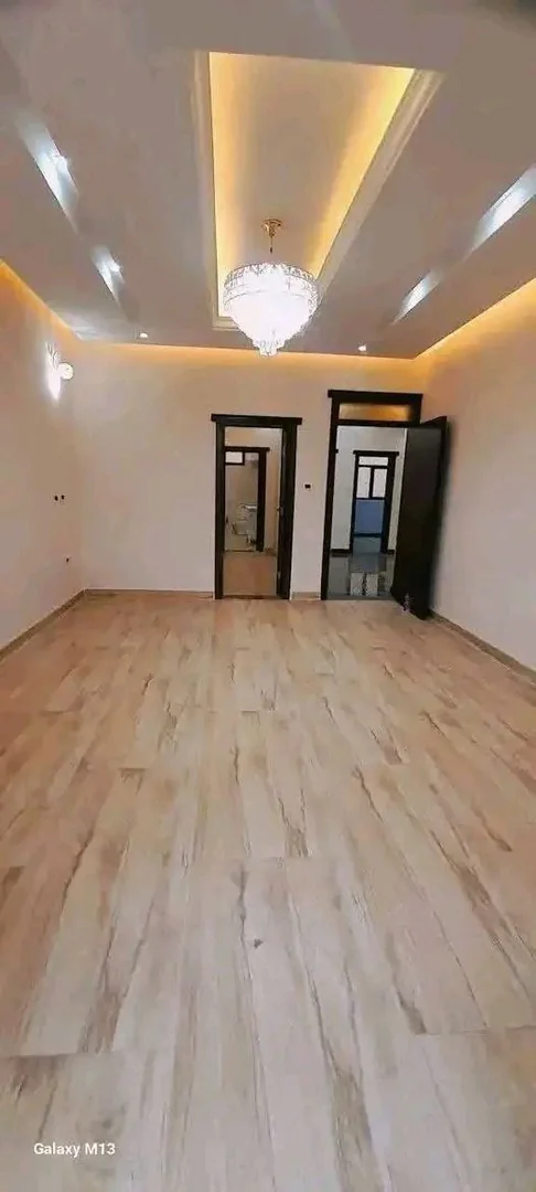 165 ካሬ የሚሸጥ G+3 ቤት በአያት