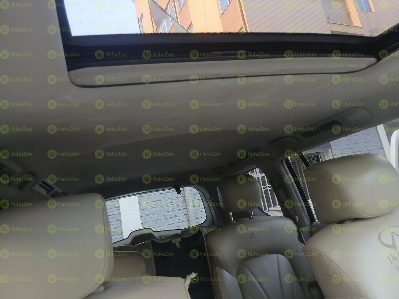 2010 Model-Infiniti Q80