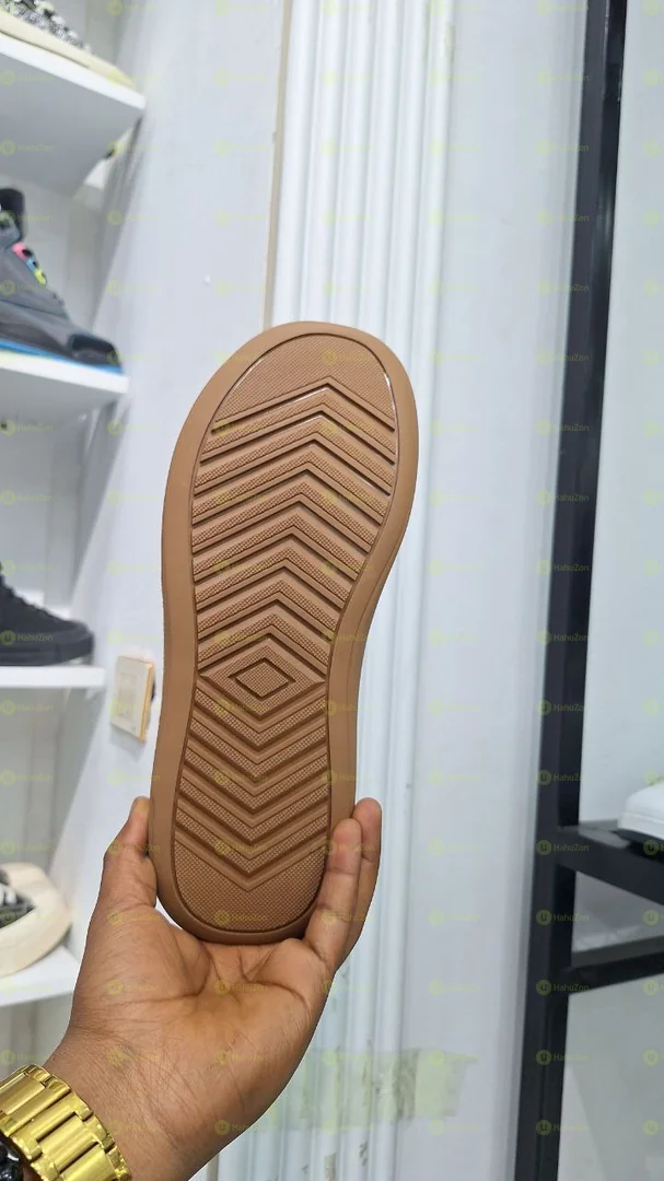 Velvet Casual Sneakers