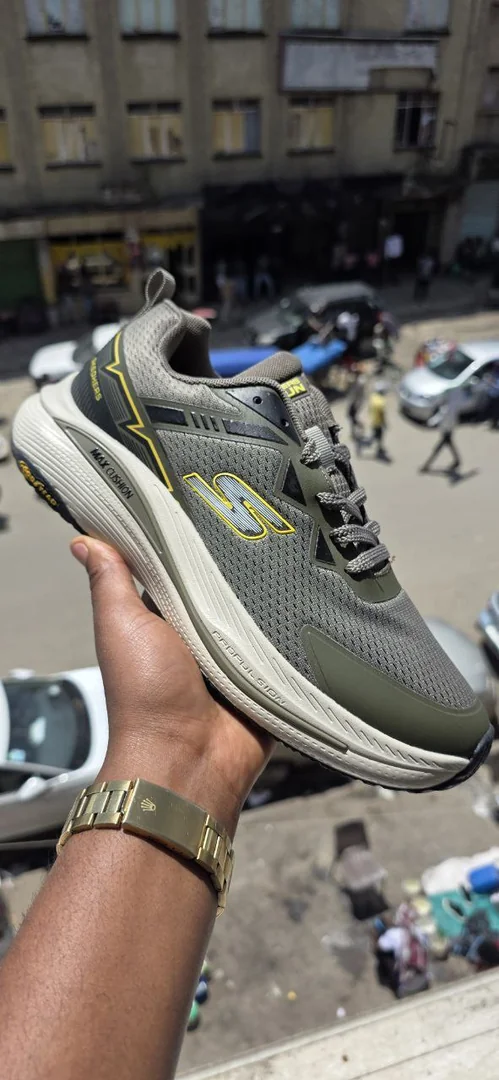 Sketchers Men's Shoes