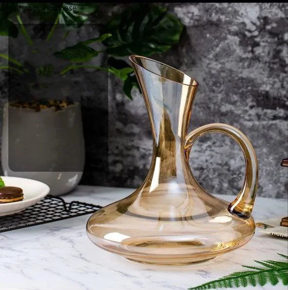 የተለያዩ መጠጥ ማቅረቢያ