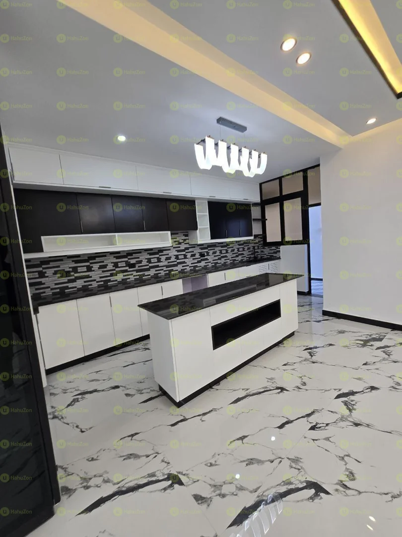 500 ካሬ የሚሸጥ ዘመናዊ ቤት በአያት ዞን