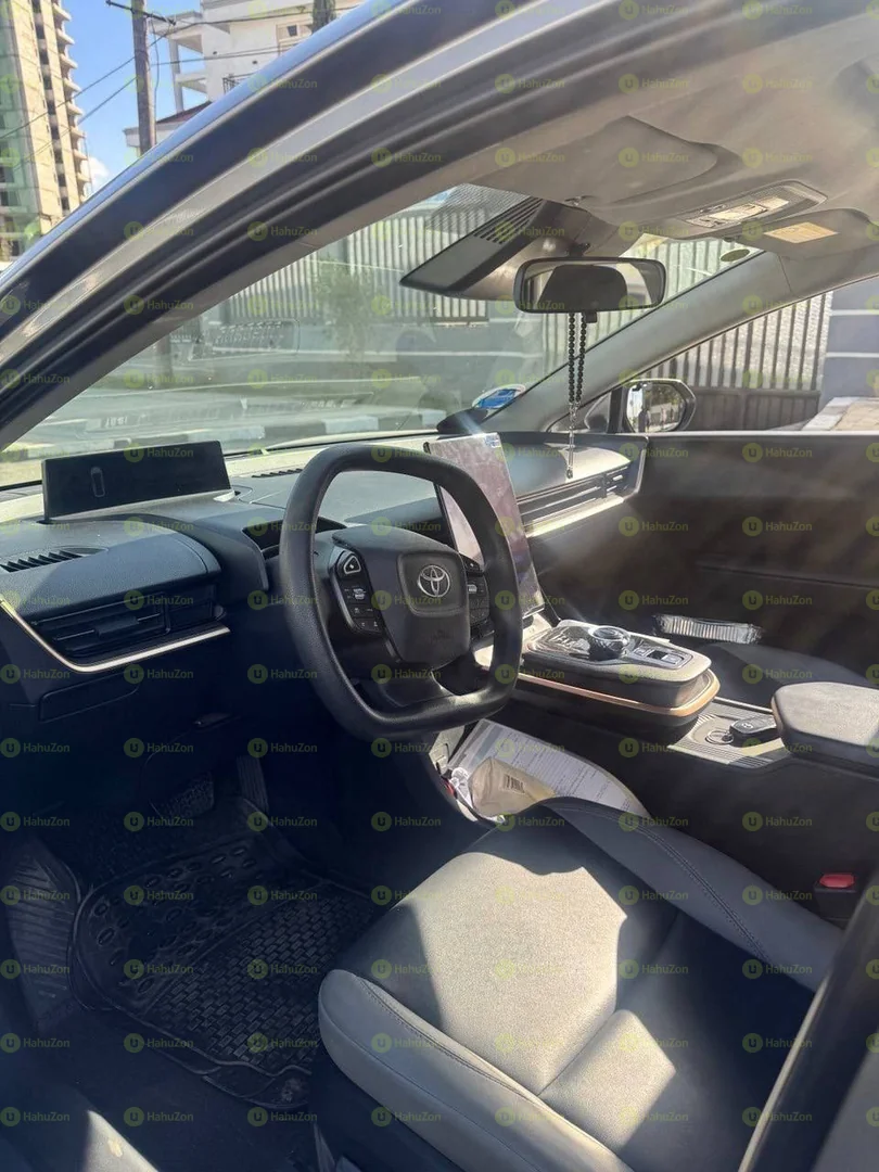 2023 Model-Toyota BZ3