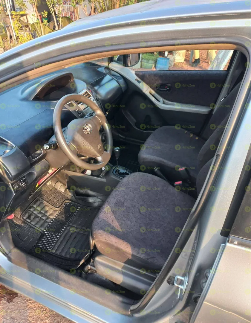 2008 Model-Toyota Yaris Compact