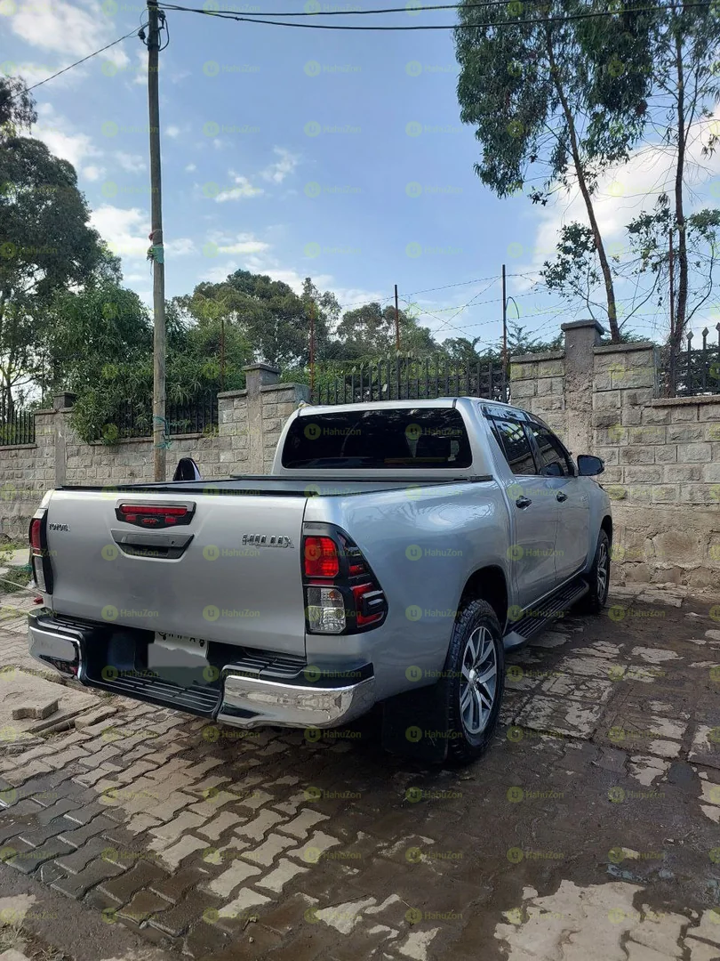 2020 Model-Toyota Hilux Revo