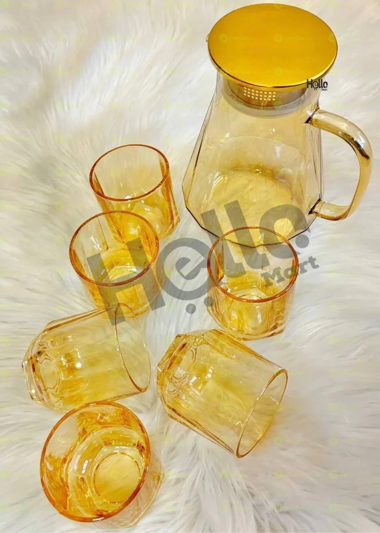 የውሃ እንዲሁም ፈሳሽ መጠጦች ማቅረቢያ ጆግ ከነመጠጫው ብርጭቆ