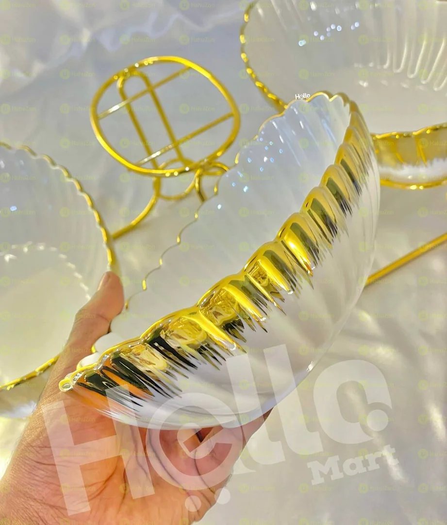 በለ 3 ተደራራቢ የምግብ ማቅረቢያ