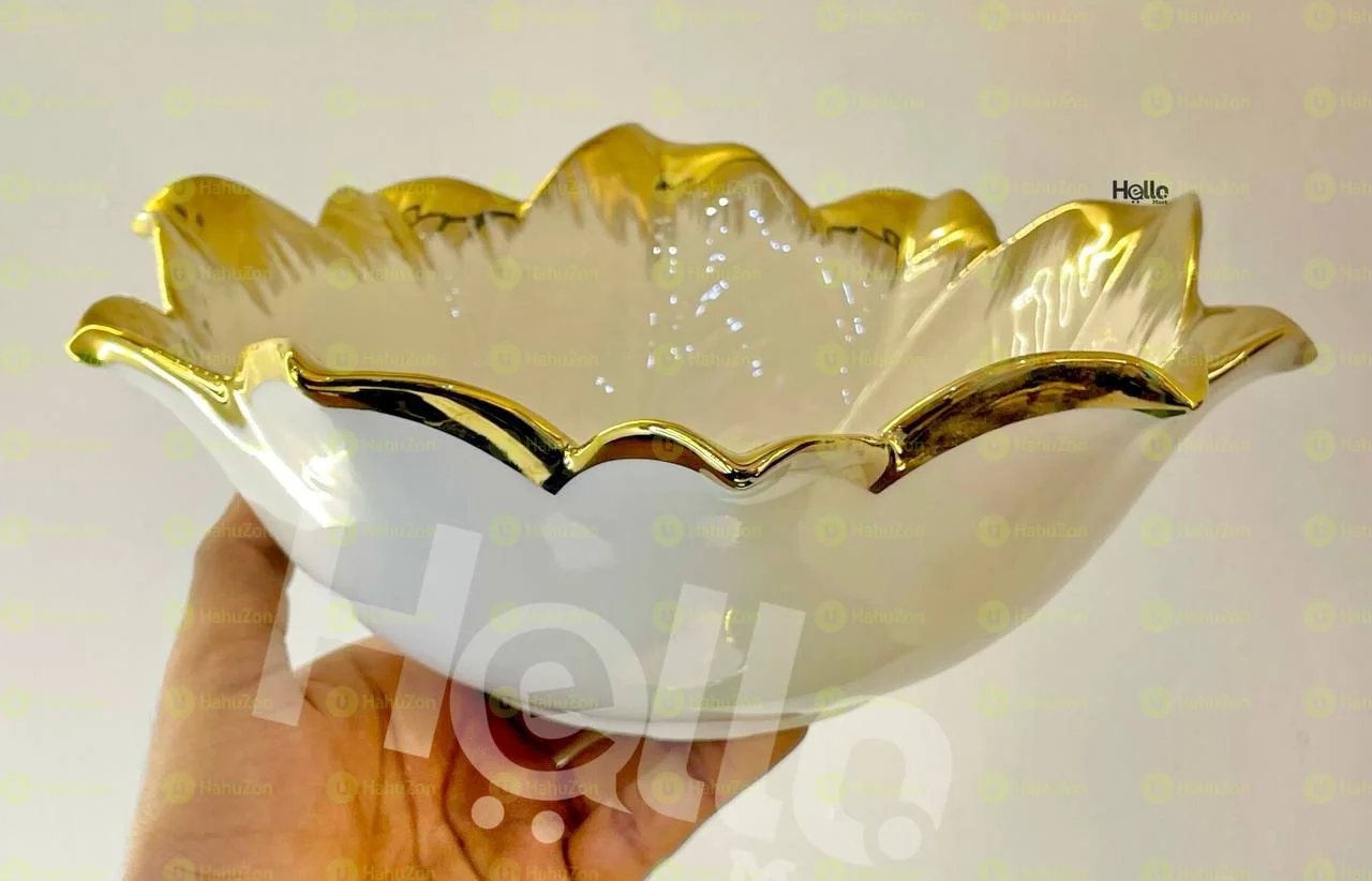 ከንፁህ ሸክላ የተሰሩ ማቅረቢያዎች