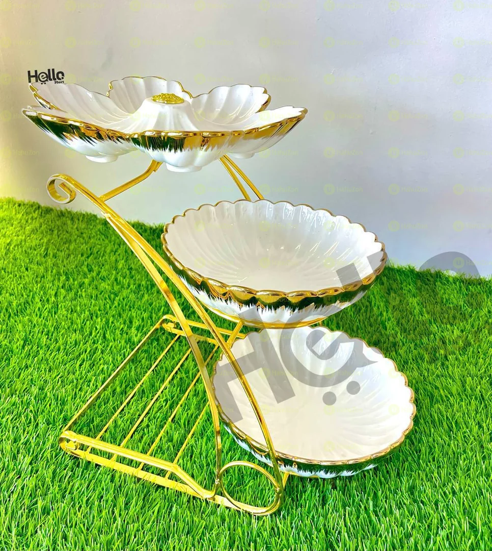 በለ 3 ተደራራቢ የምግብ ማቅረቢያ