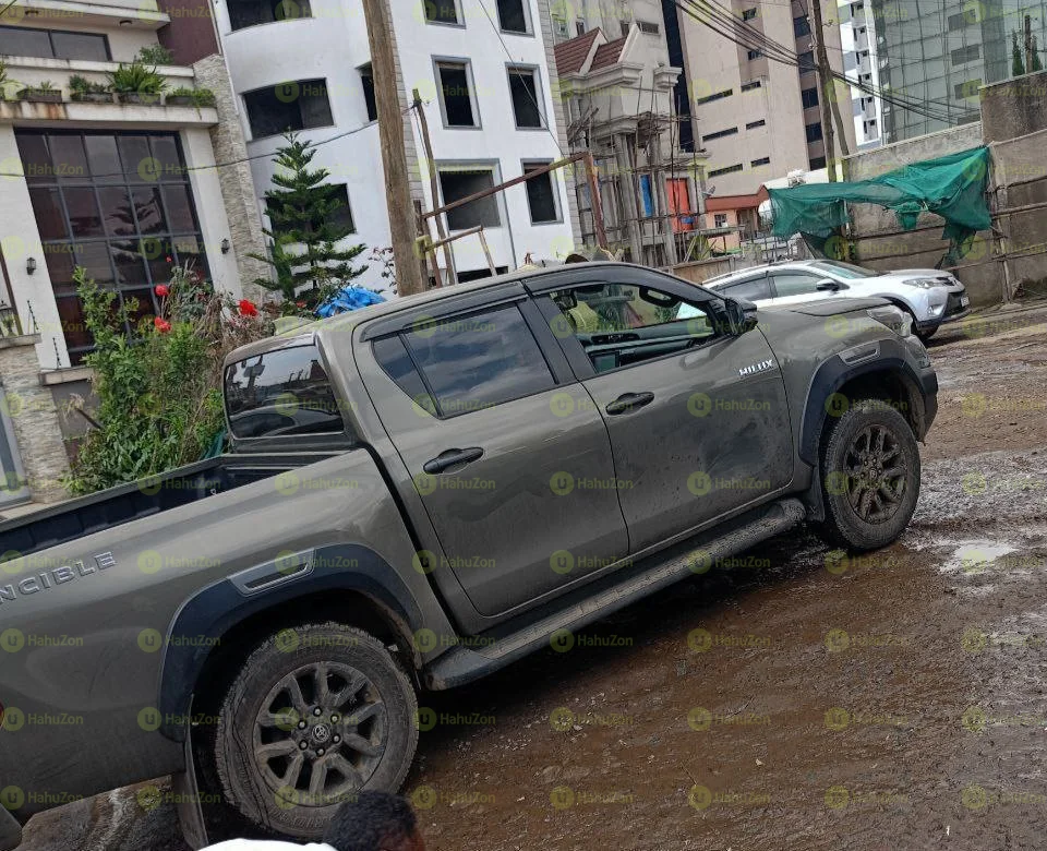 2021 Model-Toyota Invincible Hilux Double Cap