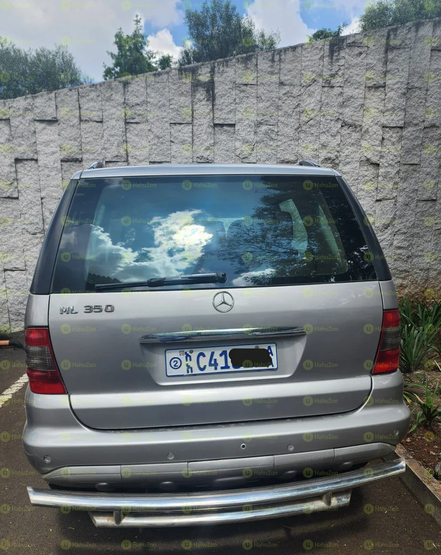 2005 Model-Mercedes Benz ML 350