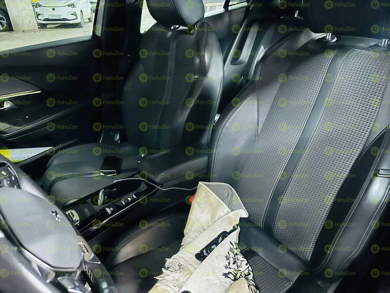 2023 Model-Peugeot 2008 GT Line