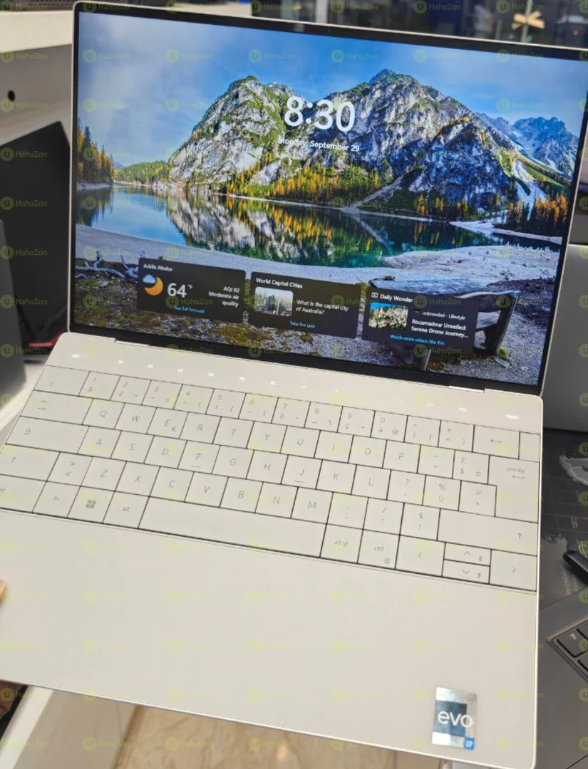 Dell XPS 13 plus 13th Gen intel Core i7 Laptop