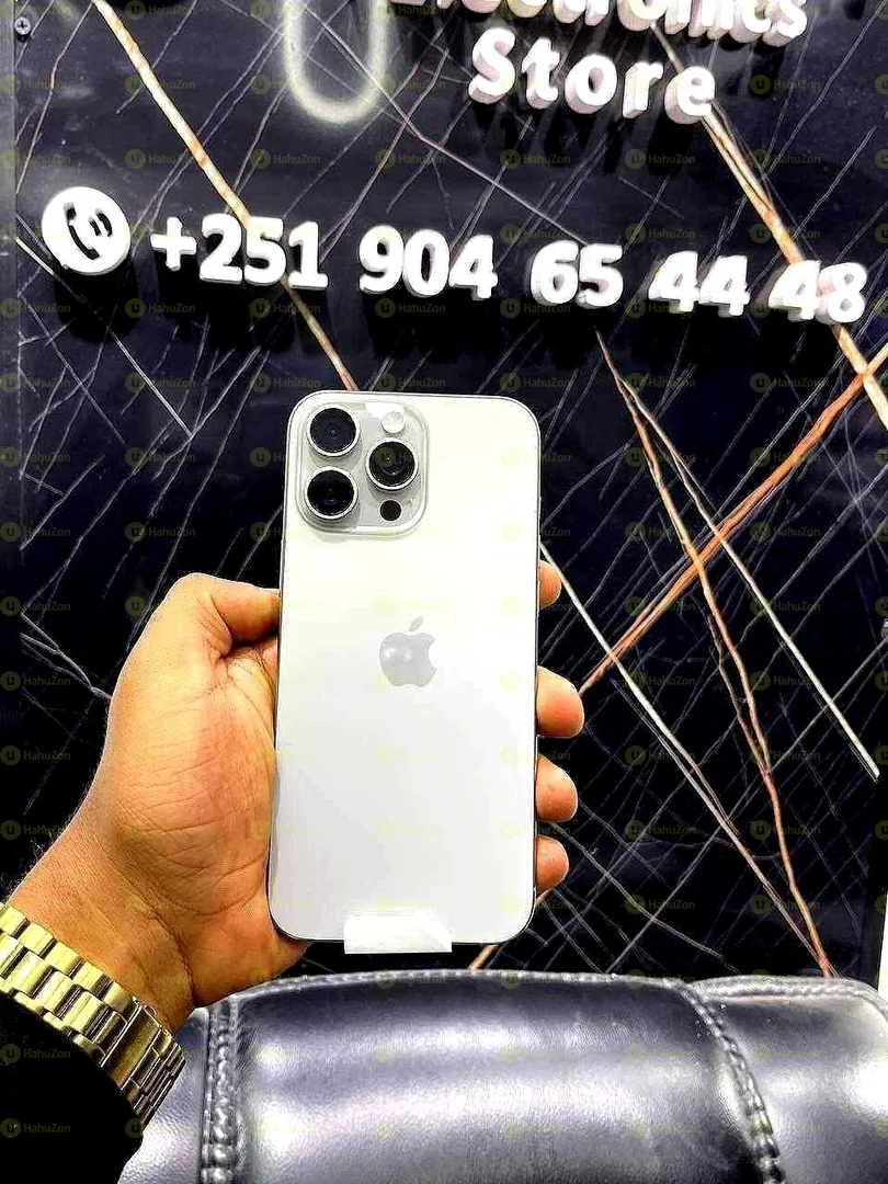 iPhone Apple 16 Pro Max