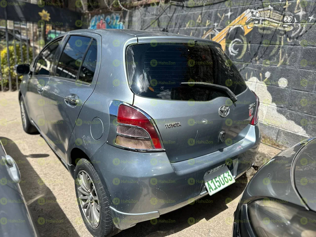 2006 Model-Yaris Compact