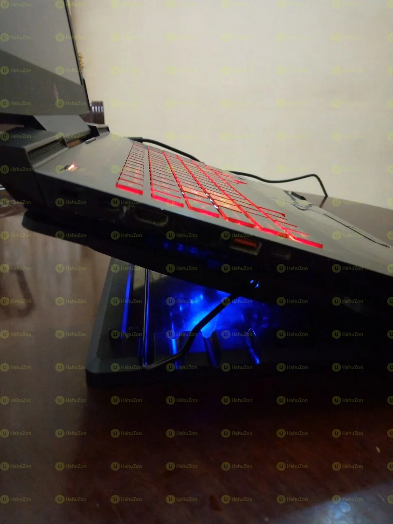 PC Fan Cooler and Stand