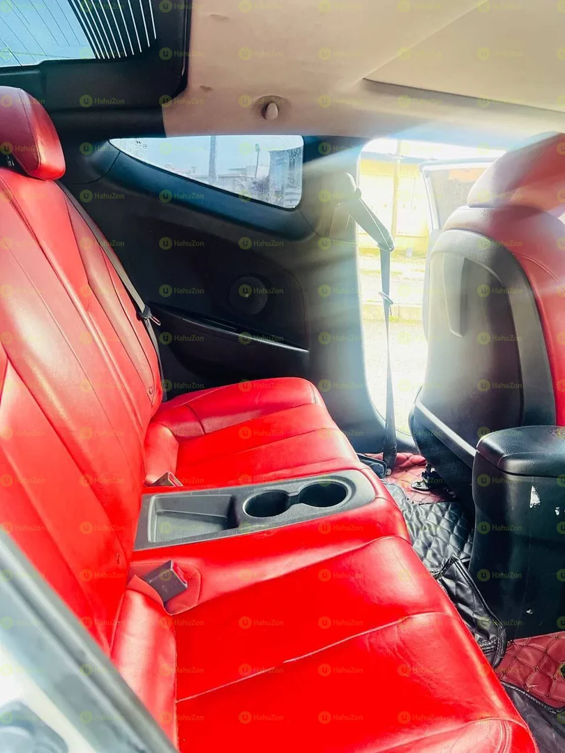 2012 Model-Hyundai Veloster