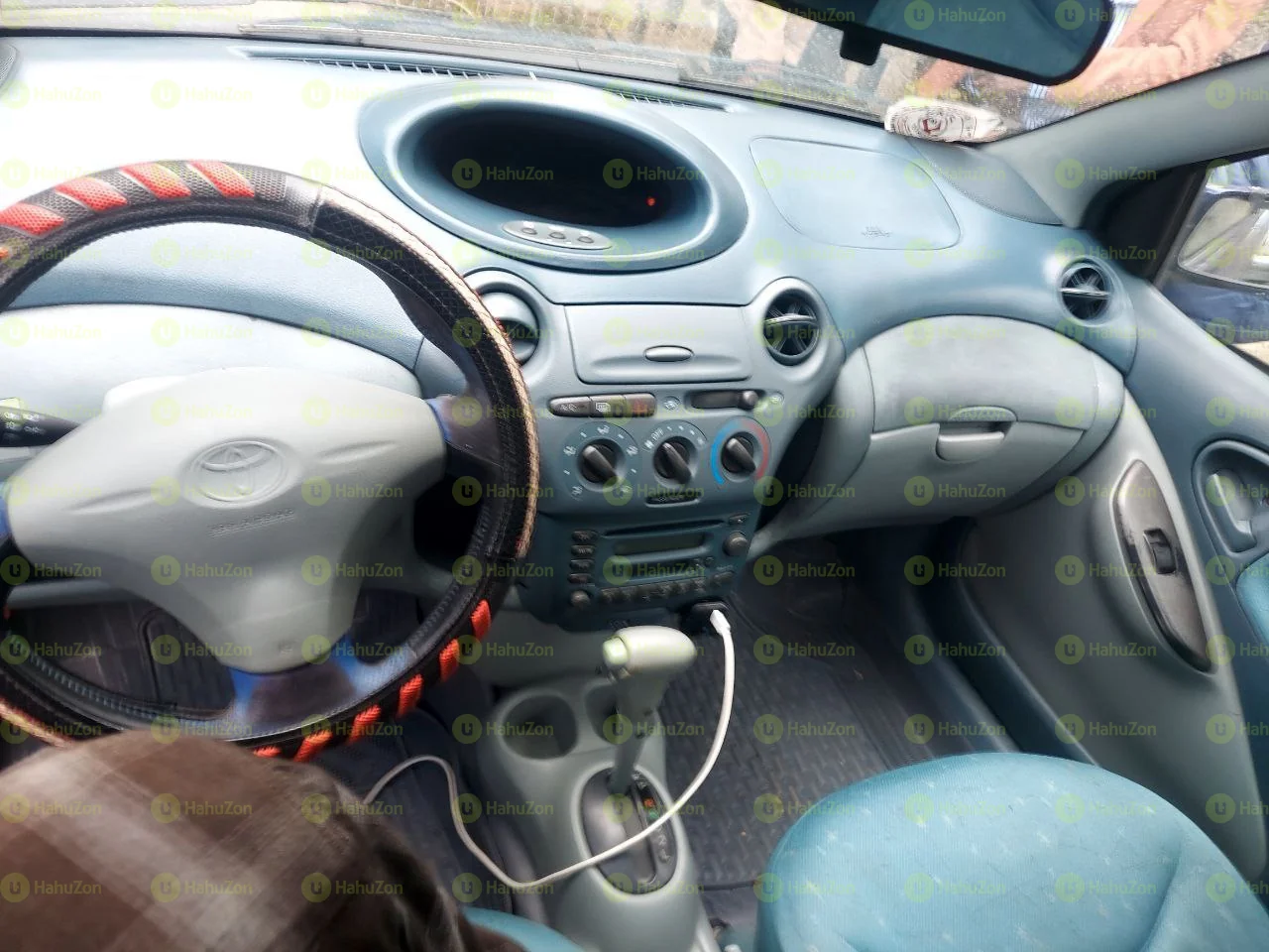2001 Model-Toyota Vitz