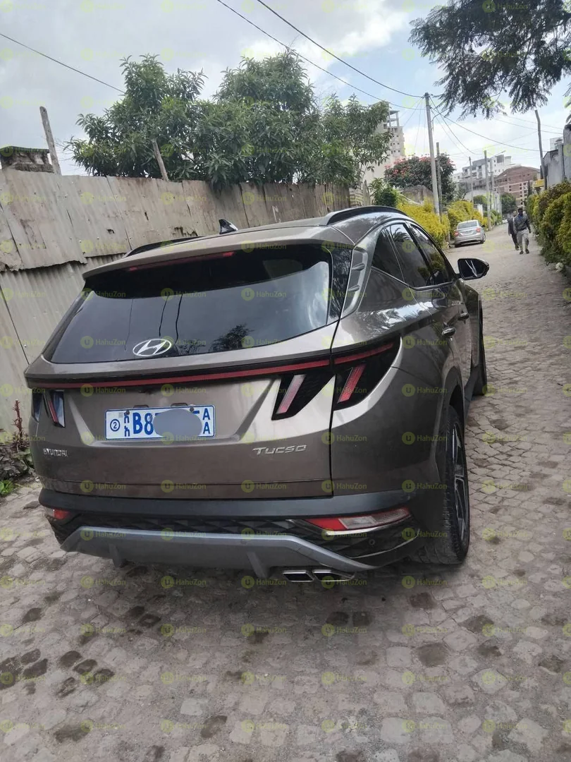 2021 Model-Hyundai Tucson