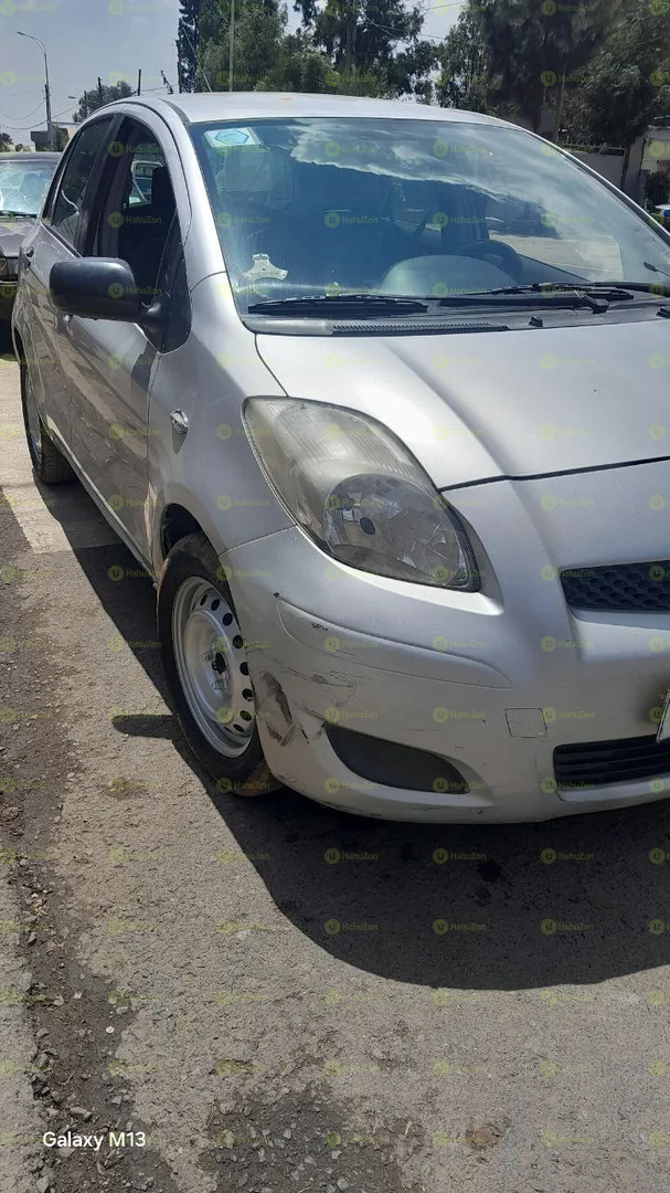 2008 Model-Toyota Yaris Compact