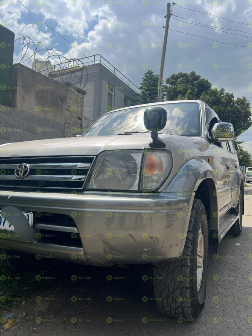 1997 Model-Toyota Landcruser Prado