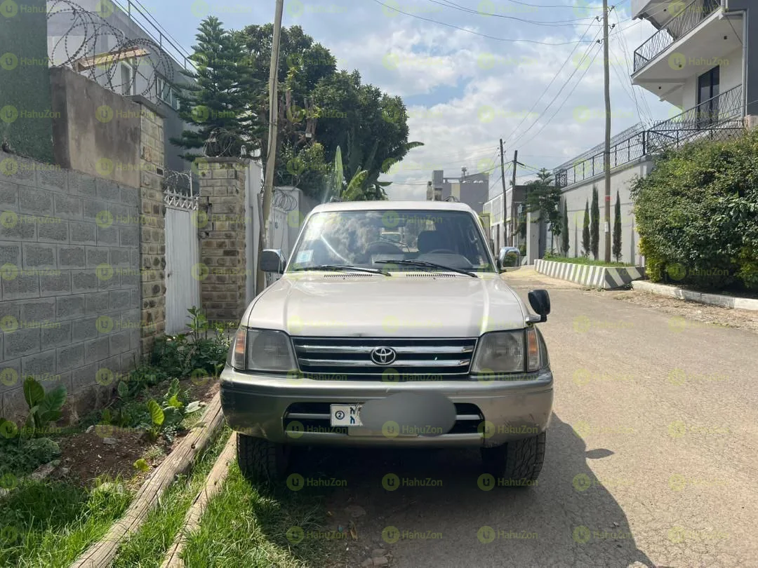 1997 Model-Toyota Landcruser Prado