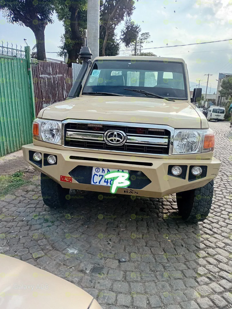 2008 Model-Toyota Landcruser Longbase