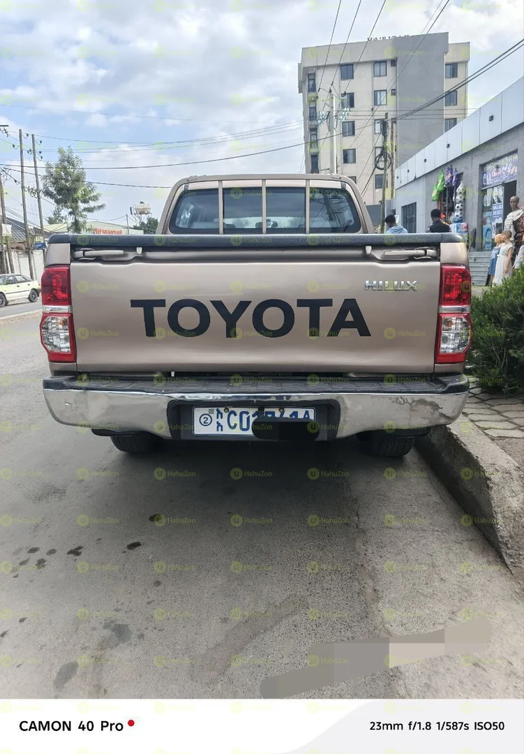 2010 Model-Toyota Hilux  Double Cab