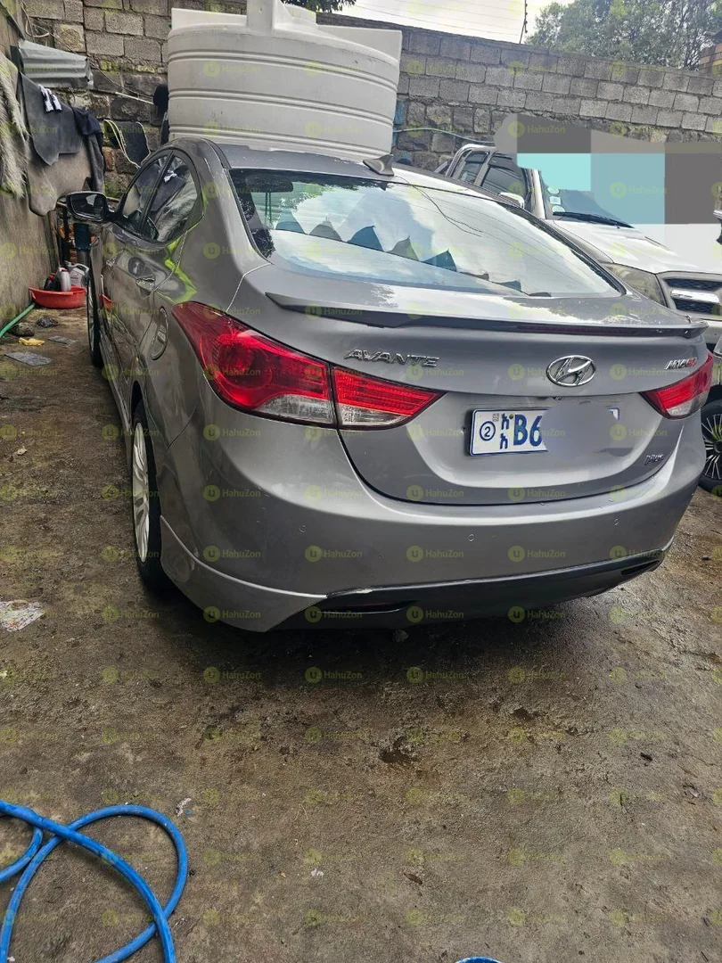 2012 Model-Hyundai Avante