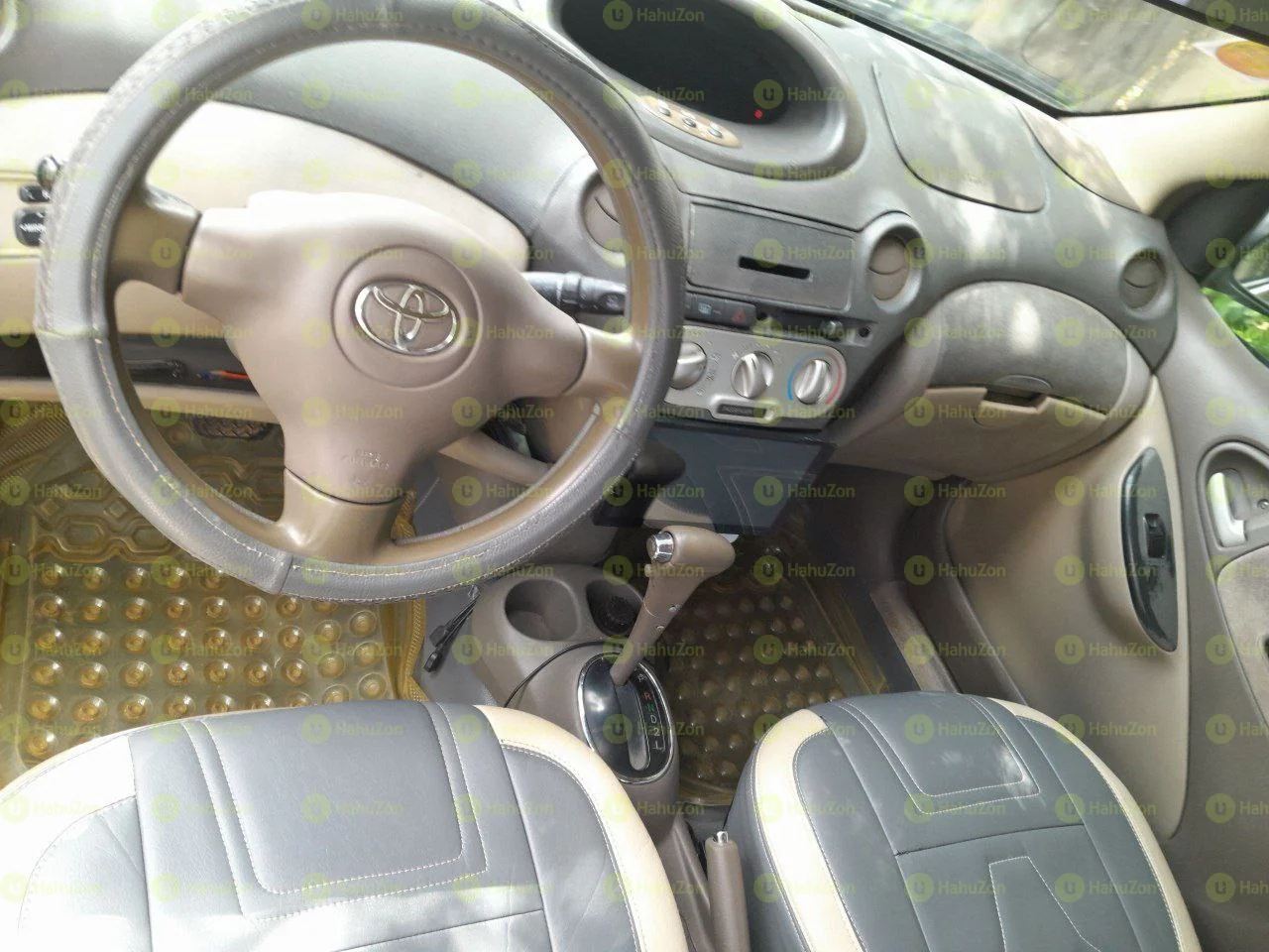 2005 Model-Toyota Platz