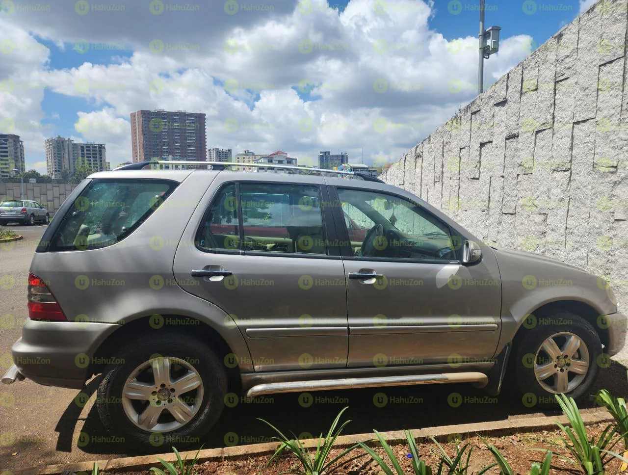 2005 Model-Mercedes -Benz ML 350