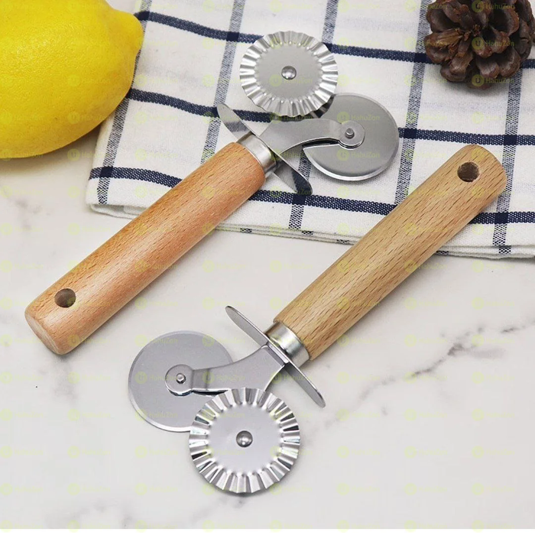 Pizza and Dough Wheel Cutter in Stainless Steel and Wood