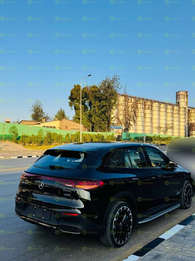 2024 Model-Mercedes-Benz EQE 500