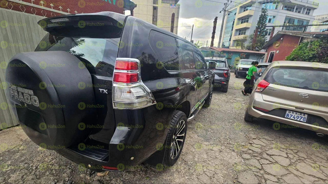 2011 Model-Toyota Landcruiser Prado