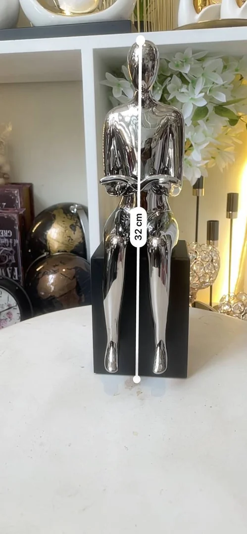 Reading Lady Ornaments Statue