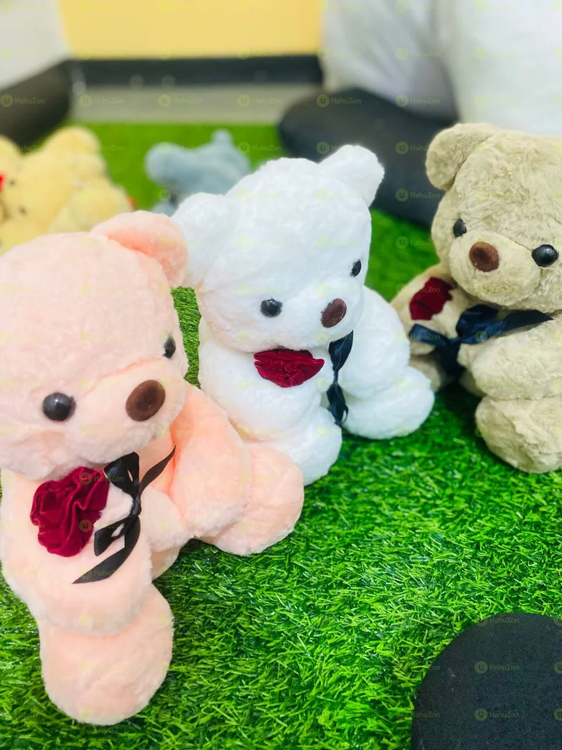 ባለ አበባ መካከለኛ ፈር አሻንጉሊት