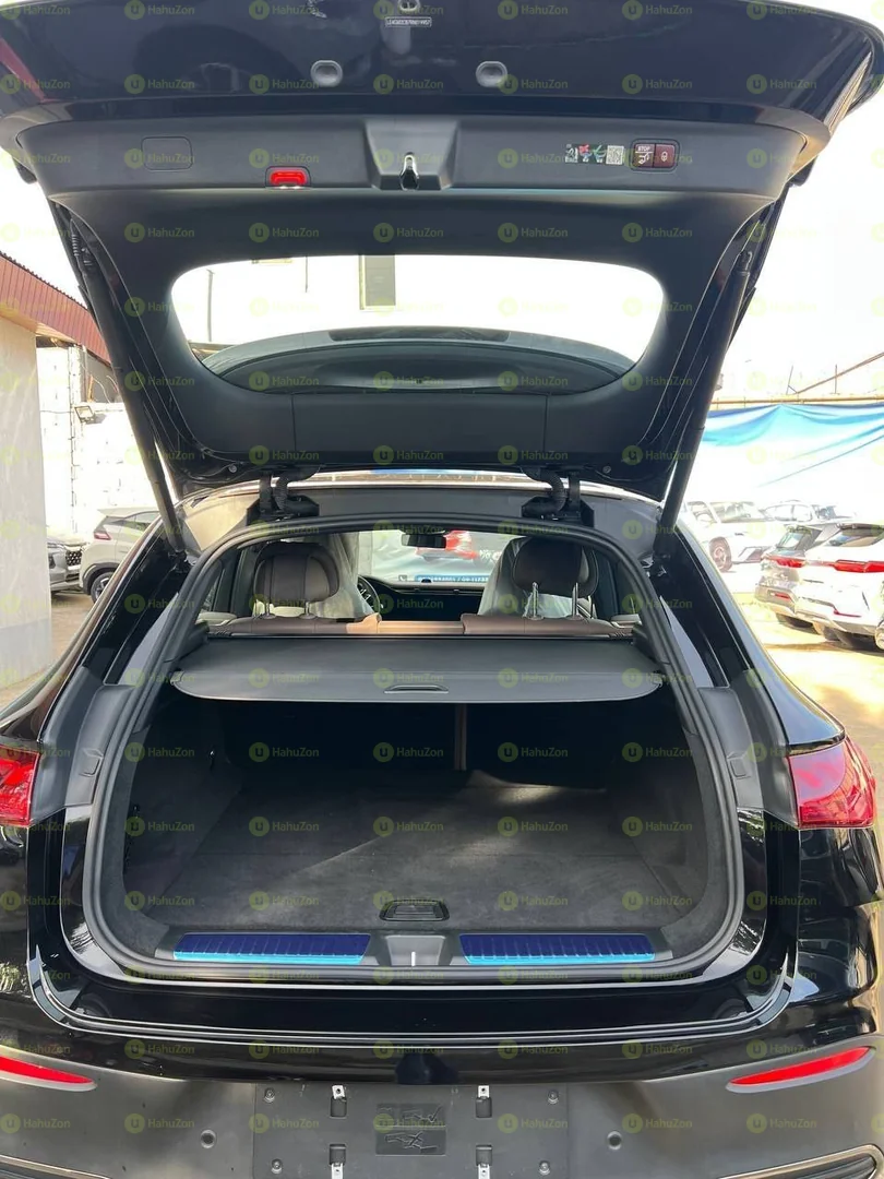 2024 Model-Mercedes EQE 500