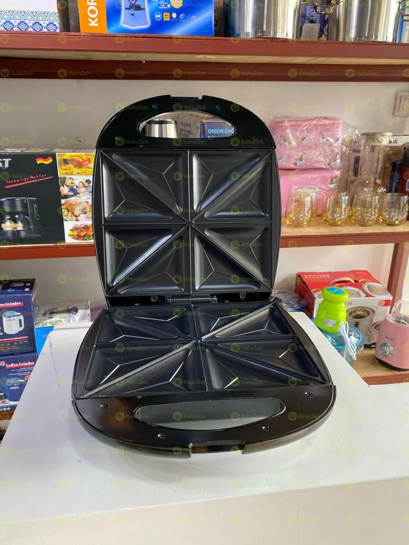 Hometime 8-Slice Sandwich Toaster