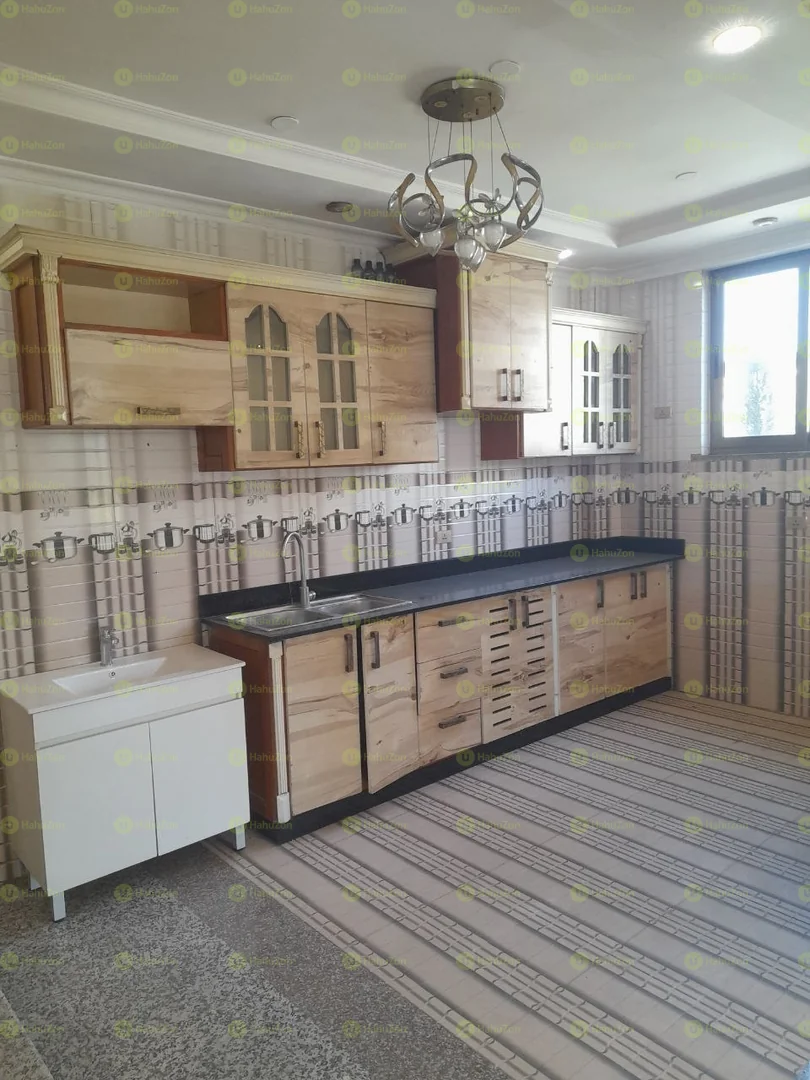 72 ካሬ የሚሸጥ G+3 ቤት በሰሚት 72