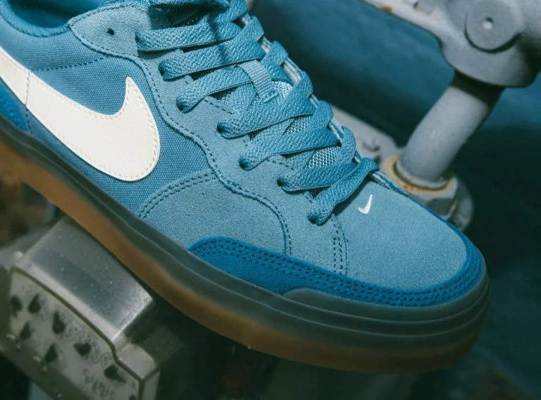 Nike SB Air Pogo Plus Noise Aqua Low Top Women's Shoes