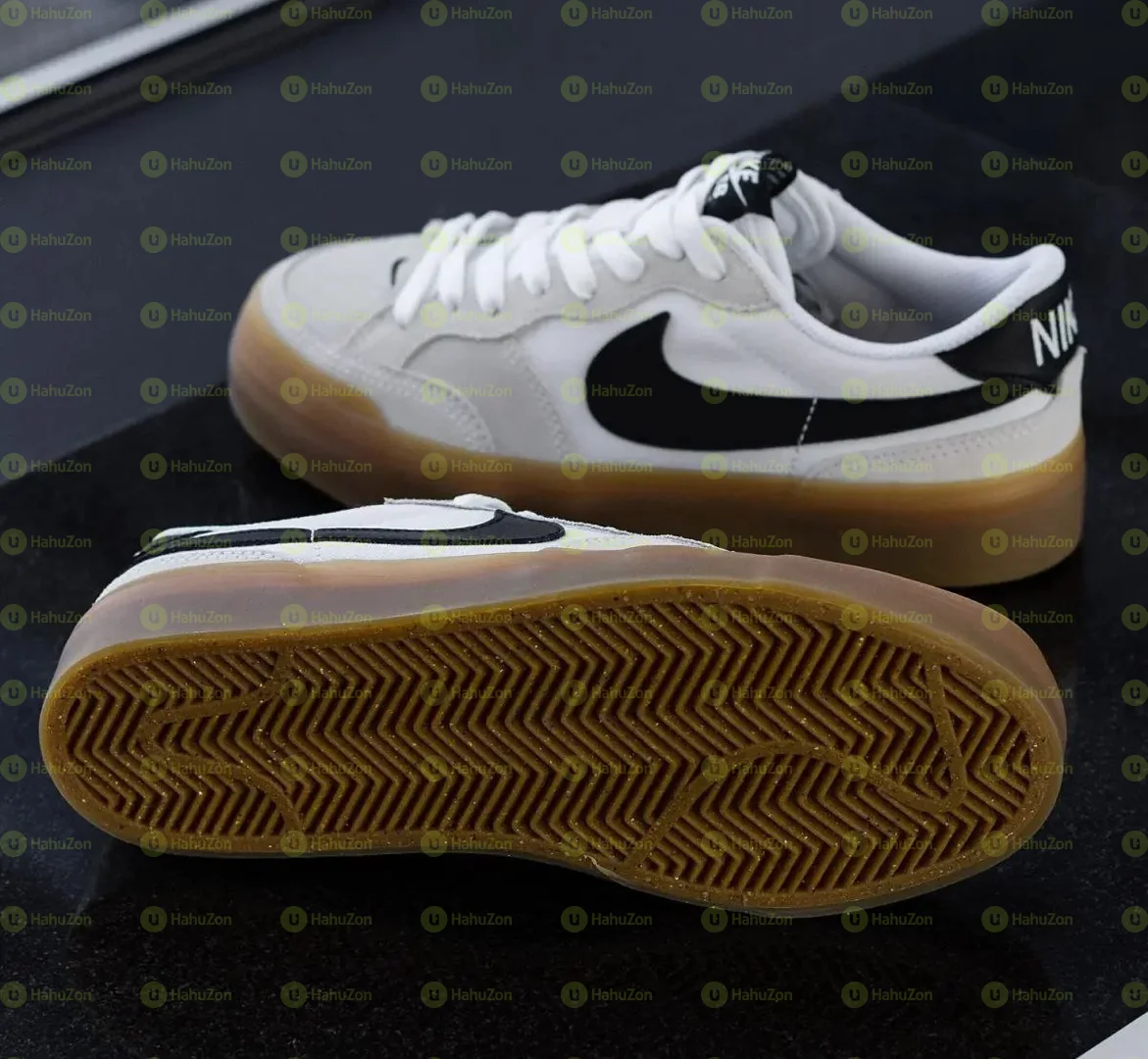 Nike SB Air Pogo Plus White BlackLow Top Women's Shoes