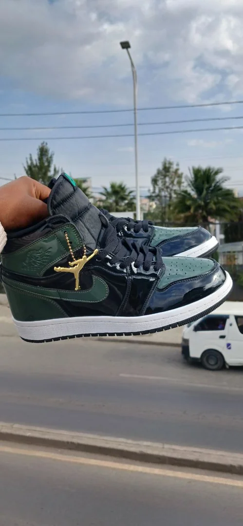 Jordan 1 High Retro Men's Shoes