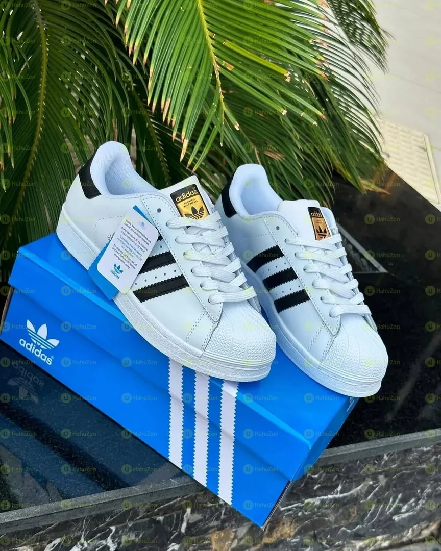 Adidas Old School