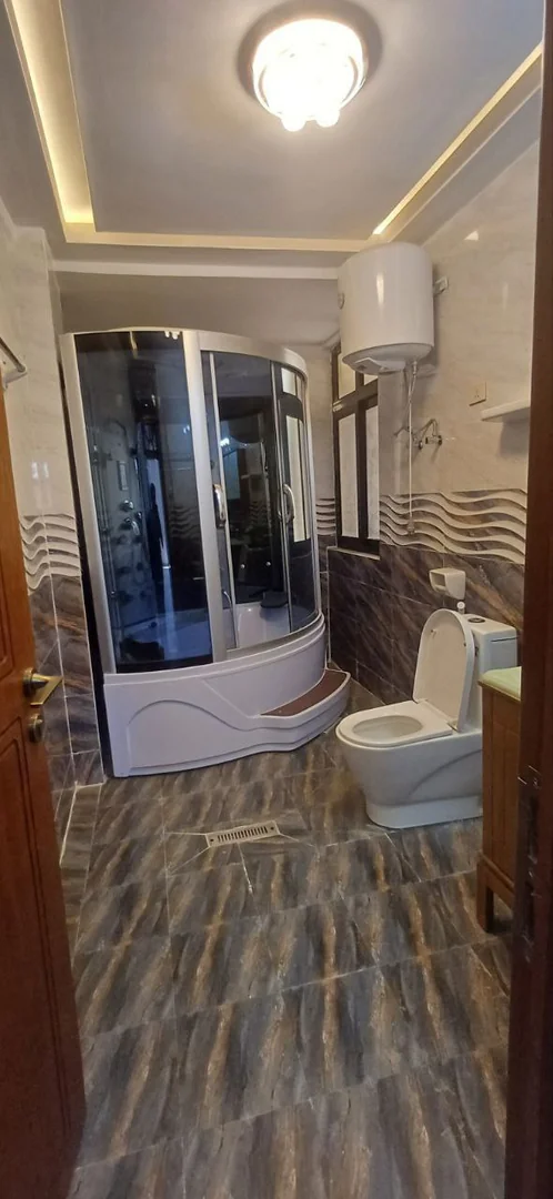 250 ካሬ የሚሸጥ G+2 ቤት በሰሚት