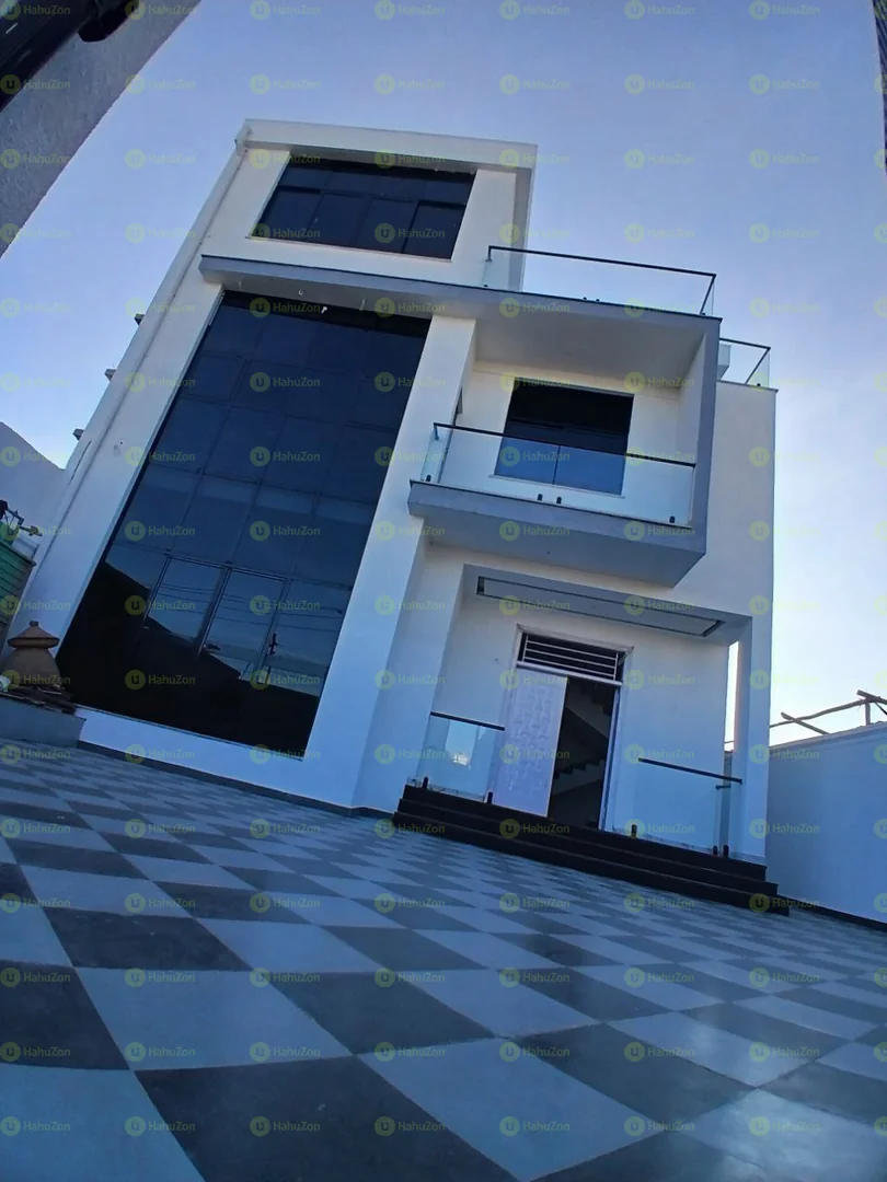 240 ካሬ የሚሸጥ G+2 ቤት በወሰን