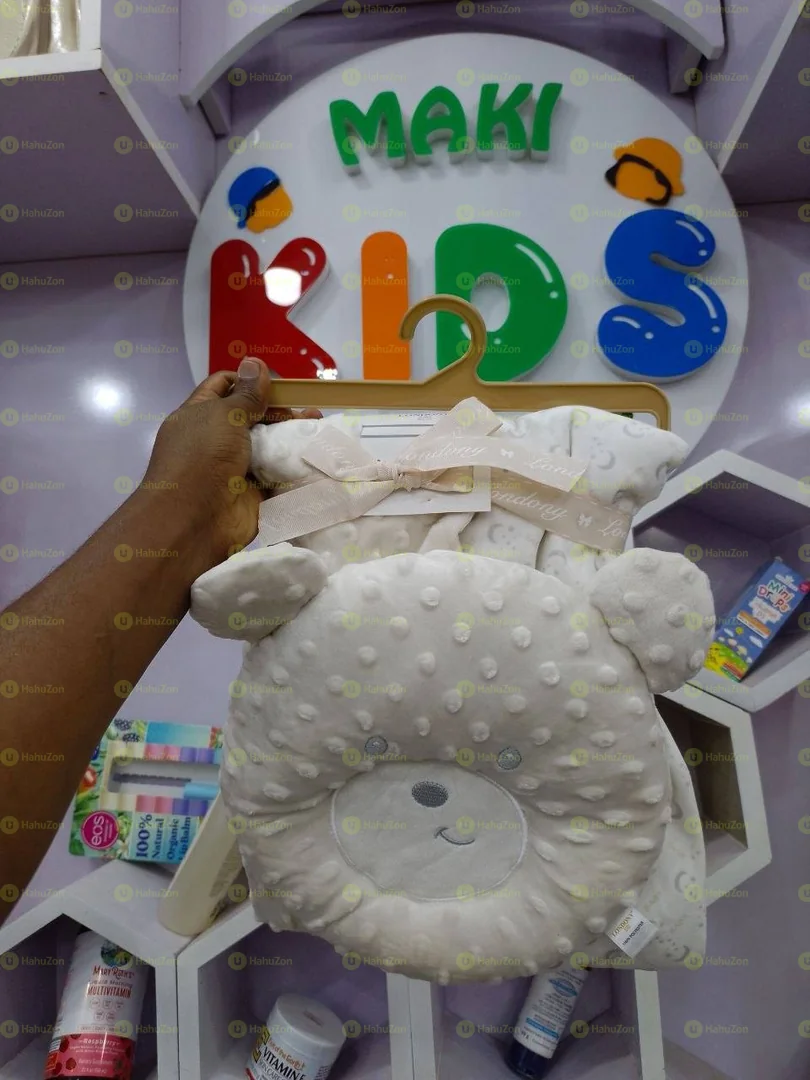 የልጆች ማቀፊያ ከትራስ ጋር