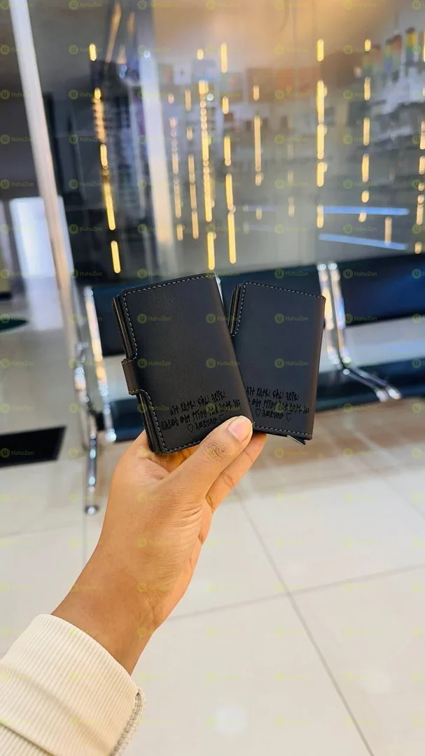 Automatic Card Holder