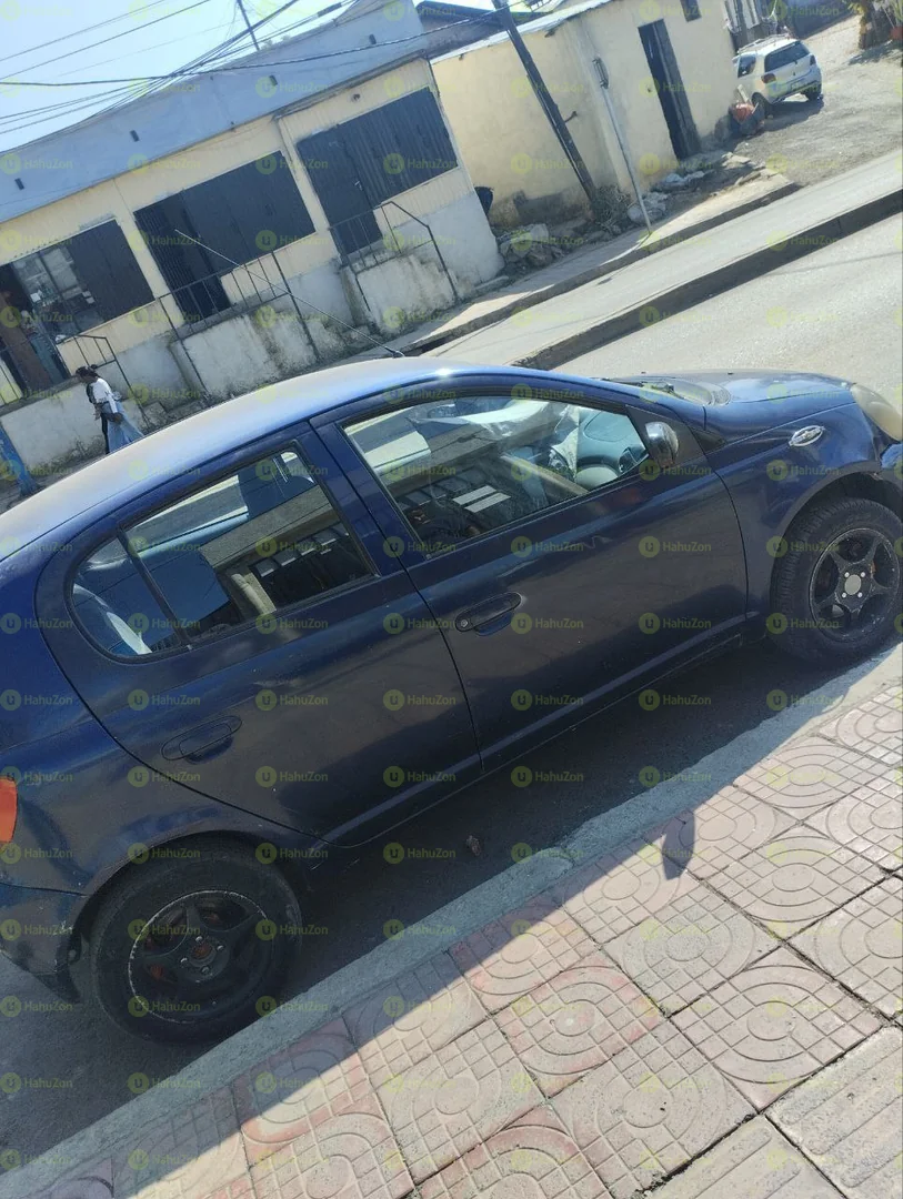 2001 Model-Toyota Vitz