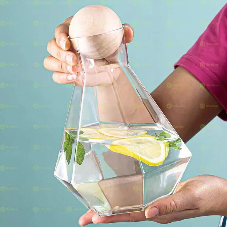 ውብ የሆነ የውሃ እንዲሁም ፈሳሽ መጠጦች ማቅረቢያ